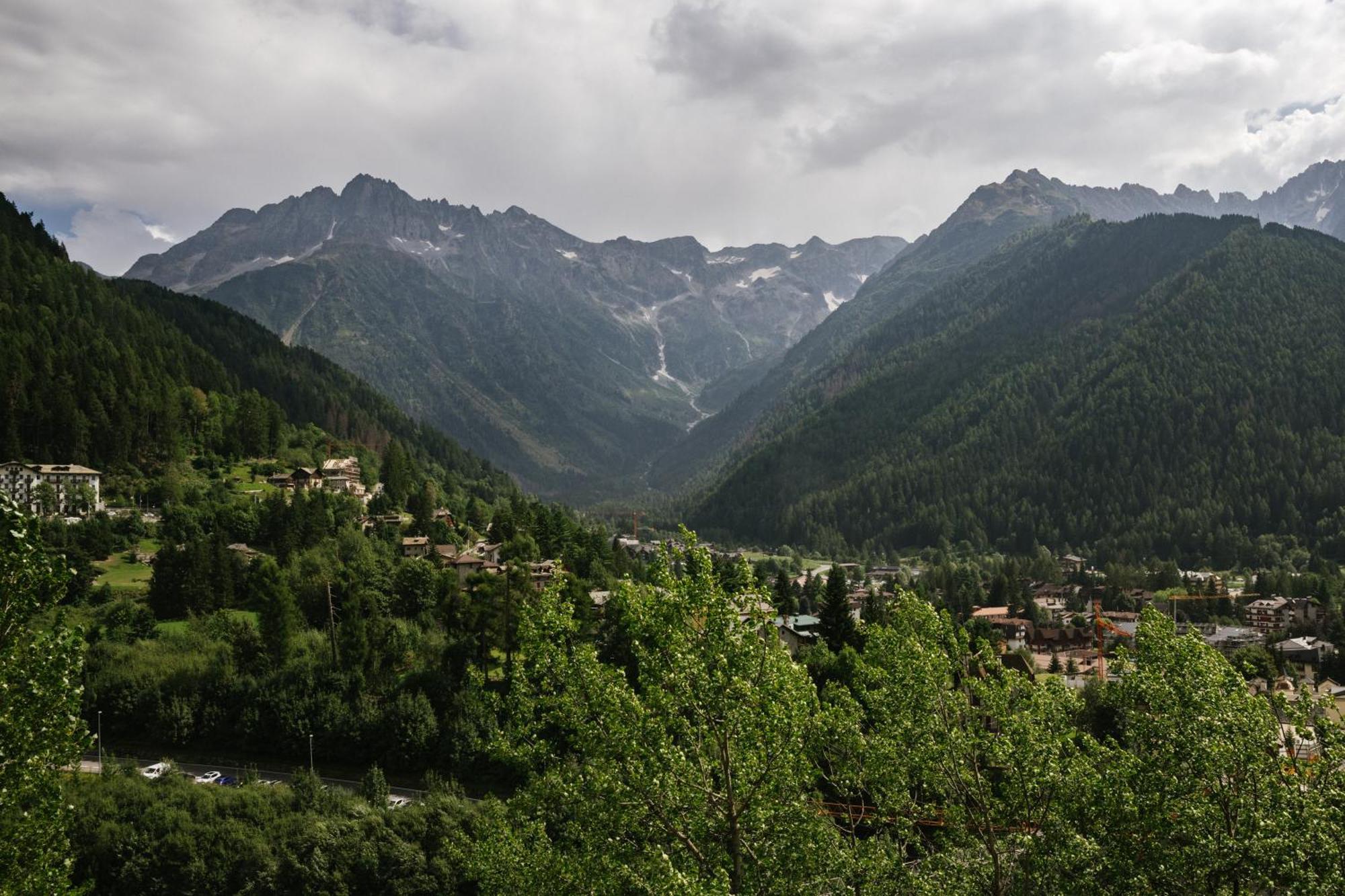 Villa Luzzago Ponte Di Legno Ruang foto